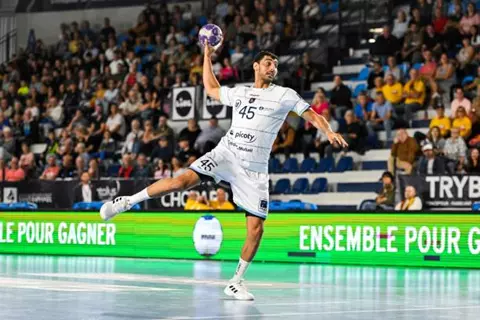 كرة يد.. برشلونة يعلن التعاقد مع سيف الدرع 